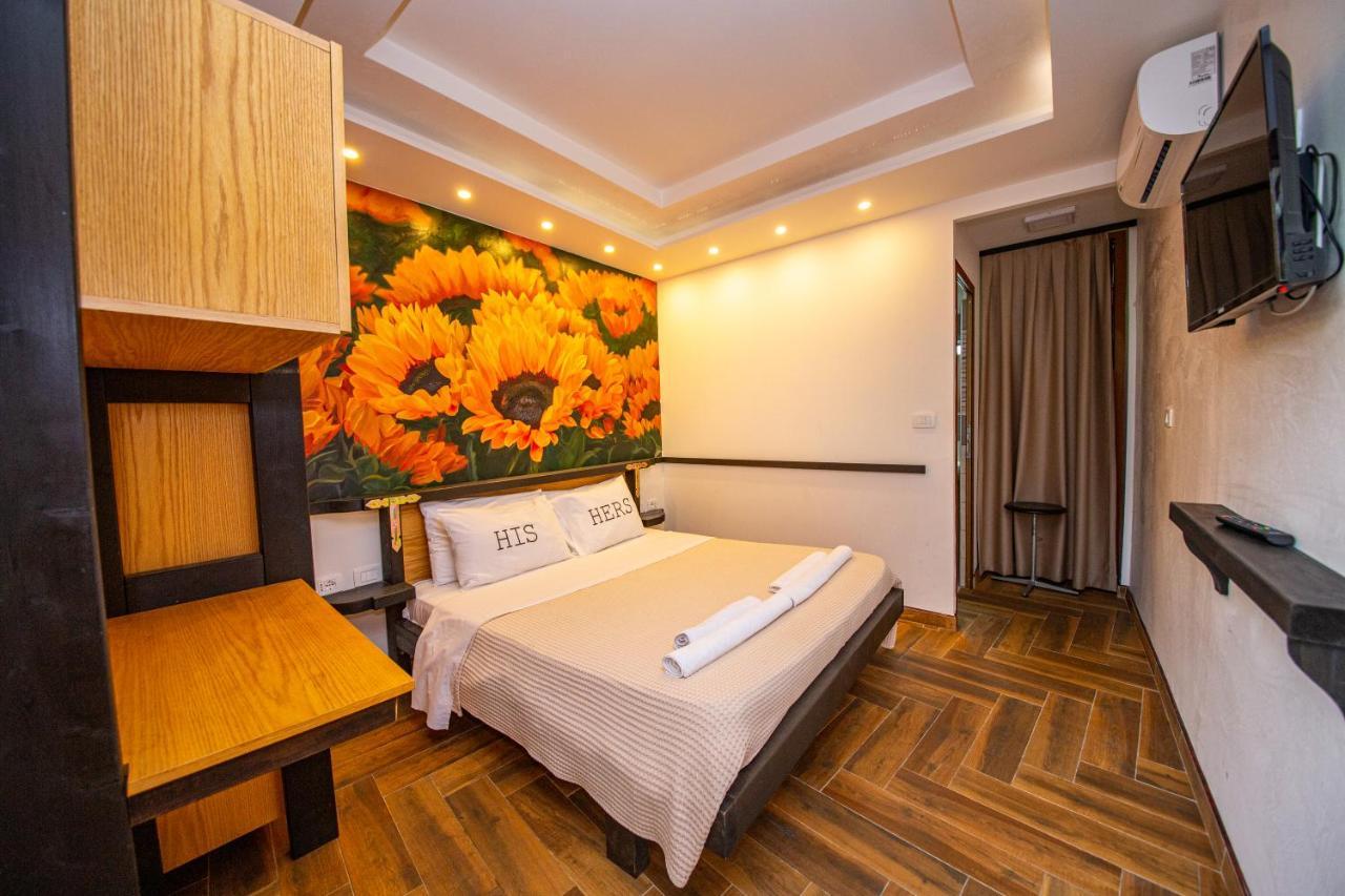 Hotel Legjenda Шкодер Экстерьер фото