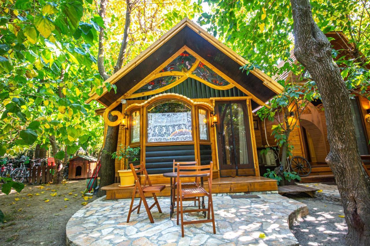 Hotel Legjenda Шкодер Экстерьер фото